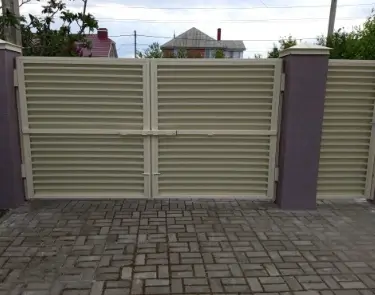 Распашные ворота с автоматикой в Серпухове под ключ