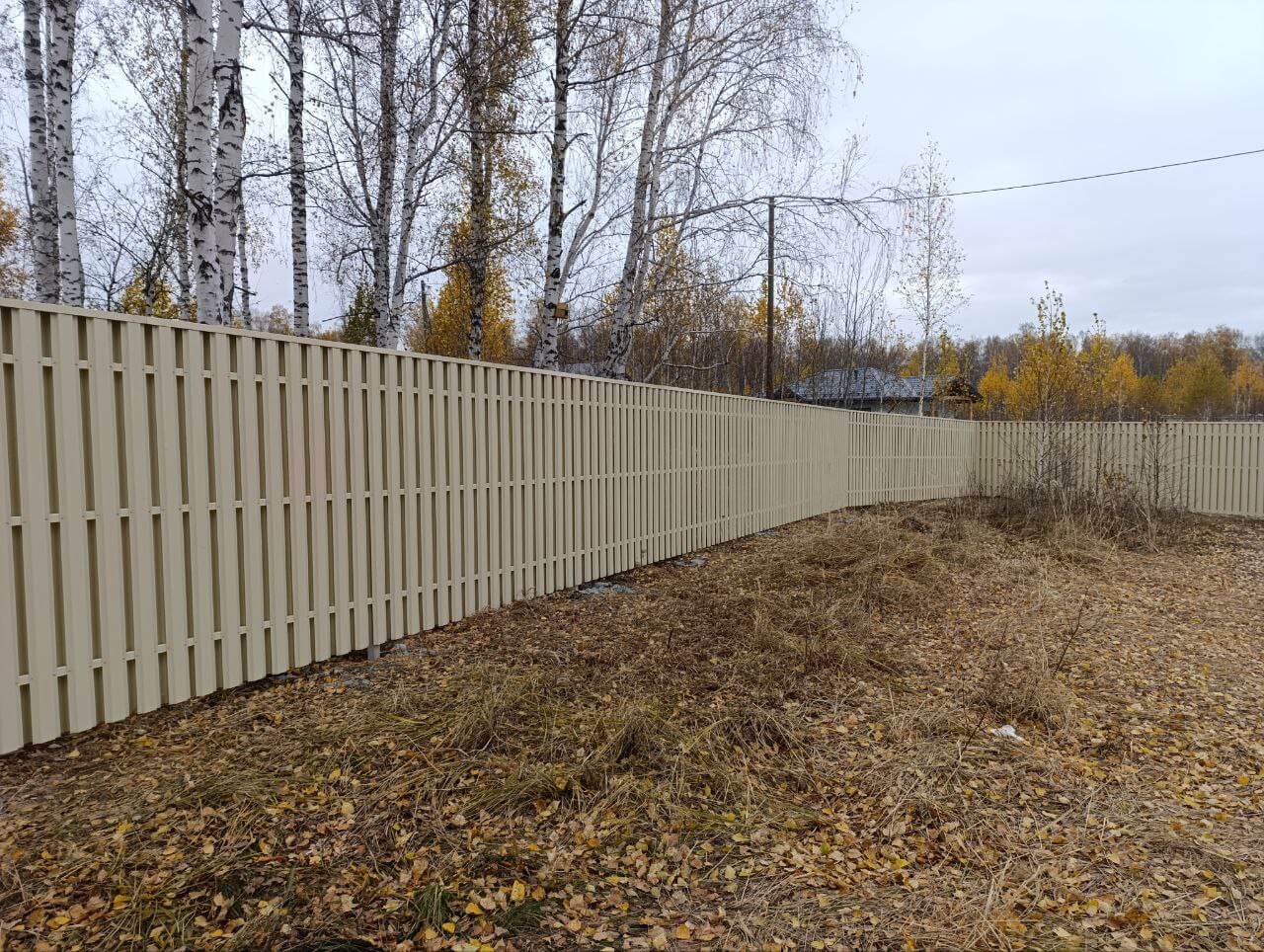 Забор из евроштакетника 140м RAL1015/1015 Слоновая Кость двусторонний фото 1 в Серпухове